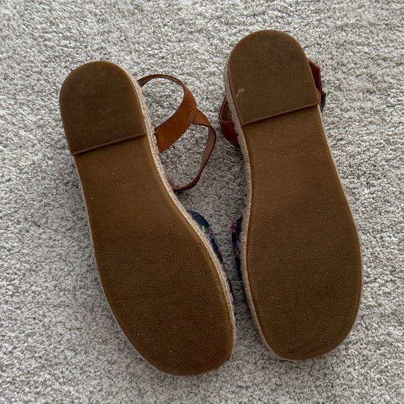 TOMS Abby Floral Embroidered Platform Espadrille – Navy – Size 9.5 - Picture 3 of 3